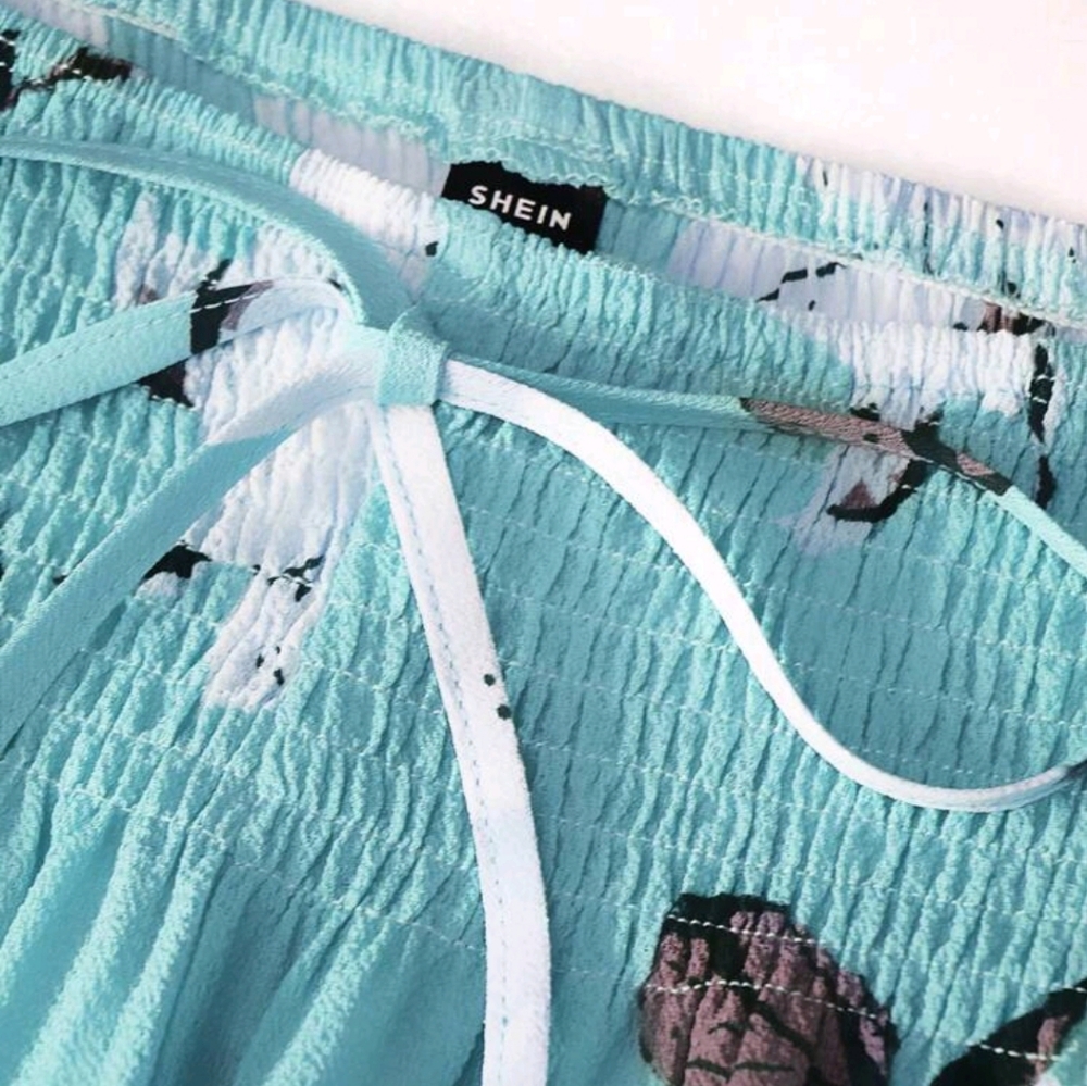 Adorable palazzo pants - Picture 3 of 4